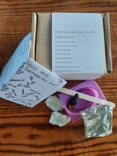 Load image into Gallery viewer, Mini Soap Making Kit (Organic - Gron Mynta)
